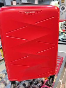 Red Kamiliant Rolling Suitcase