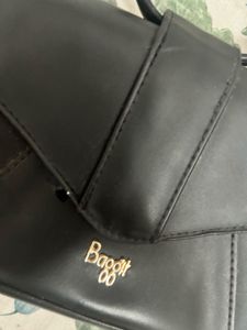 Chic Black Crossbody Bag