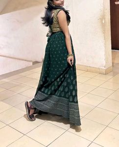Embroidered Crop Top &amp; Skirt Set
