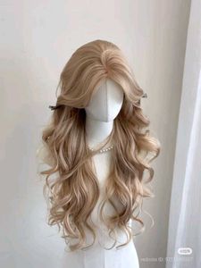 ♡ Long wavy dark blonde luxurious wig ♡