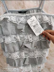 🐺Grey Tiered Lace Trim Cami Top🪄