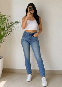 Levi's Blue Denim Jeans + White Kurti Free