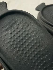 flip flop sliders for men