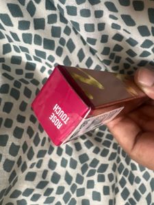 Sealed Lakme Lip &amp; Cheek Mousse-rose Touch