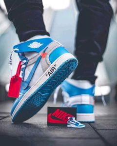Air Jordan 1 - Trendy Sneakers