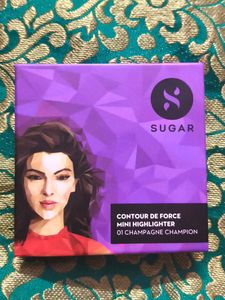 SUGAR Cosmetics Contour De Force Mini Highlighter