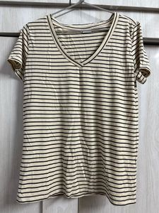 ONLY - Classic Striped V-Neck T-Shirt