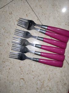 Stylish Cutlery Set with Holder