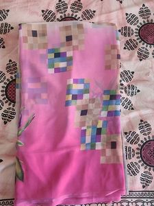 Beautiful Pink &amp; Grey Floral Saree