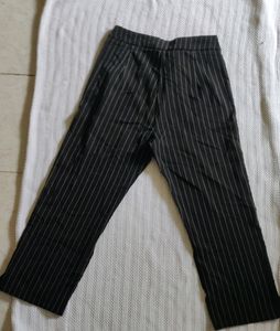 Striped Wide-Leg Cropped Trousers