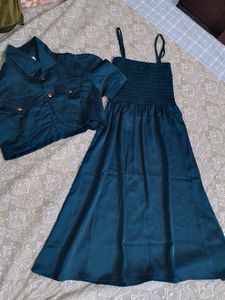 Beautiful One Piece Dress 👗with Shrugs