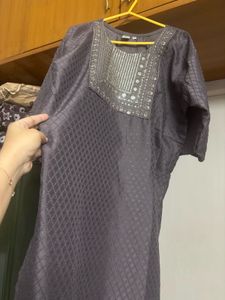 🆕 Embellished mauve Kurta