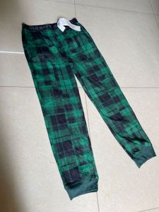 NEW WITH TAG 🏷️ Old Navy Plaid Lounge Pants