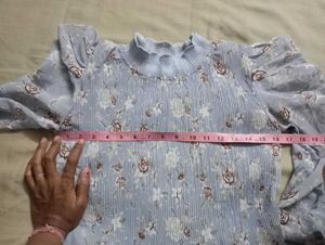 Charming Blue Floral Tunic Top