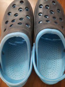 Unisex Comfortable Clogs