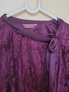 Elegant wine color Lace Top Never Used 💜