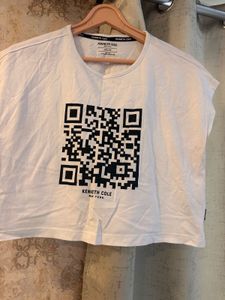 🛍️🛍️Kenneth Cole Tee, Bust-36/34