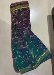 Shimmer Pattern Vintage Floral Print Saree