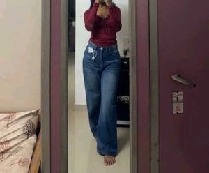 High Waisted Wide Leg Jeans can fit 28 also