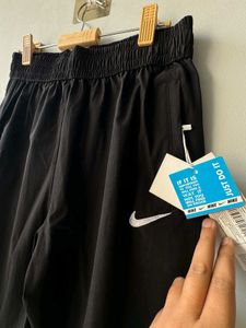 Nike Swoosh Jogger Pants
