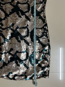Embellished bodycon cold shoulde