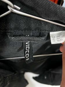 H&amp;m Classic Black Denim Jacket