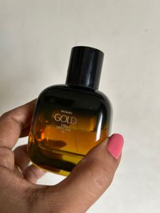 Zara Women Hold Perfume
