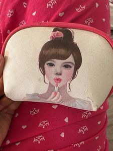 Chic Makeup Bag &amp; Beaded Bracelet Set