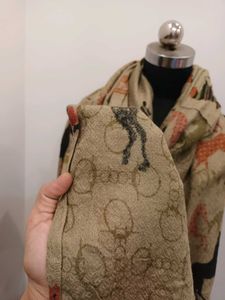Semi Winter Light Stole New