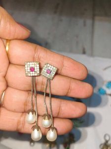 Earings And Hair Pins