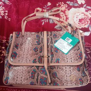 Caprese Orignal Archie Satchel Large Dusky Pink Ha