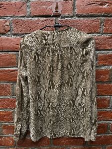 Chic Snakeskin Print Button-Up Tunic Top