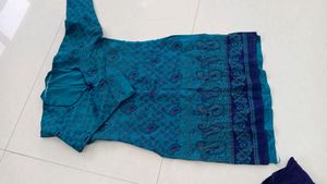 Kurta Set With Stole For Winter