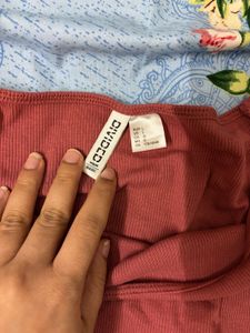 H&amp;M Ribbed Off-Shoulder Dusty Pink Top