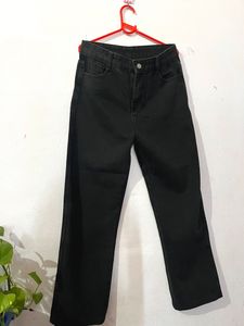 Urbanic Wide Leg Jeans Size Medium
