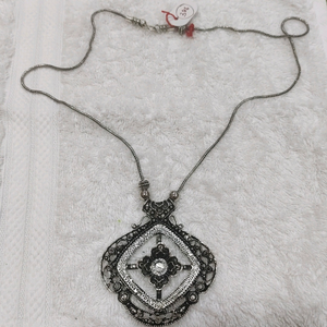SLA long chain and pendant