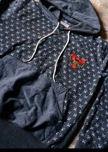 Non Use Graphic Print Hoodie