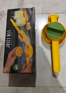 Juicer Dual Action Juicy Max Easy Squeeze Handles