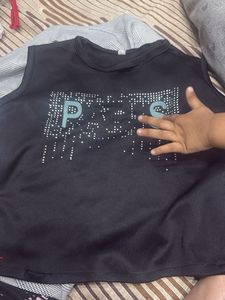Graphic Print Sleeveless T-Shirt