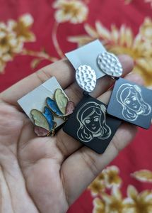 Pack Of 2 Earings Lady &amp; Butterfly Design