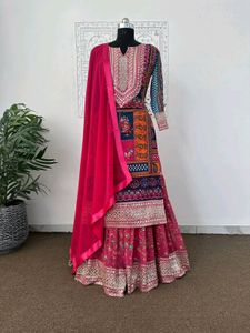 MOST DEMANDING AND BEAUTIFUL SHARARA WITH DUPATTA