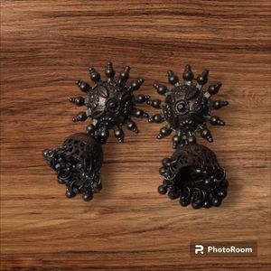 Oxidised Earing