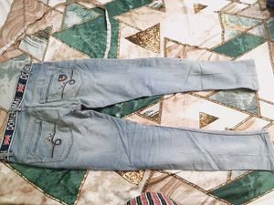 Stylish Distressed Light Wash Jeans