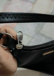Chic Black Crossbody Bag