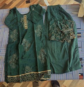 Elegant Green Kurta Set with Gold Embroidery