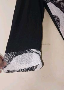 Unique Black &amp; White Print Kurta Top