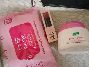 Gentle Skincare &amp; Makeup Set