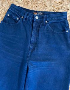 Vintage 90s high waisted tapered leg mom fit jeans