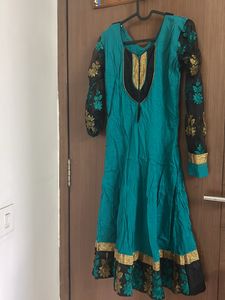 Set Of 2 - Ethenic Anarkali Kurti And Dupatta