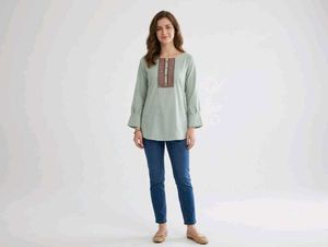 Light Green Embroidered Kurta